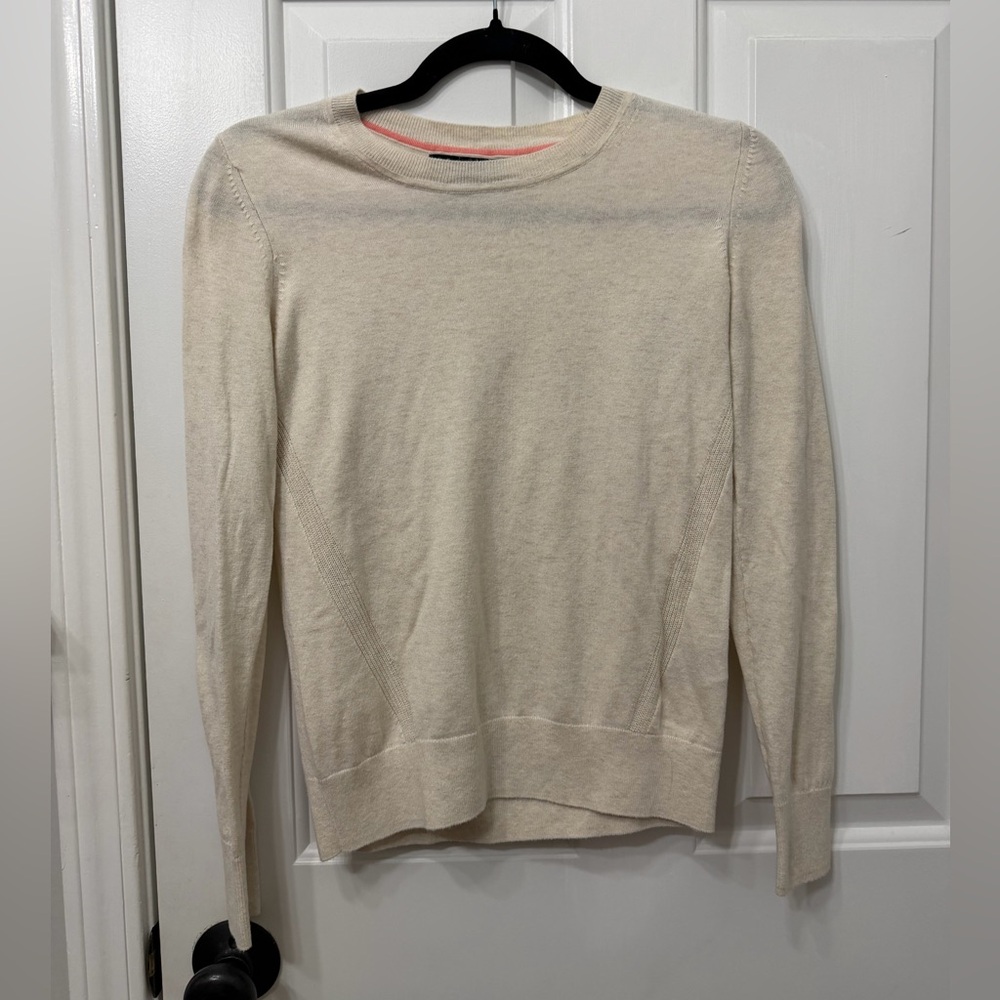Banana Republic Cream Women's Crew Neck Sweater